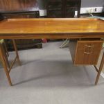 665 1331 WRITING DESK